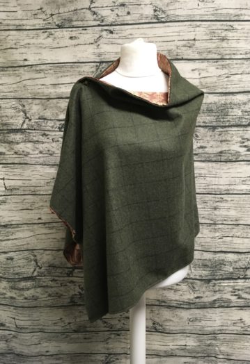 Hunter Green Tweed Cape with gold Paisley Lining