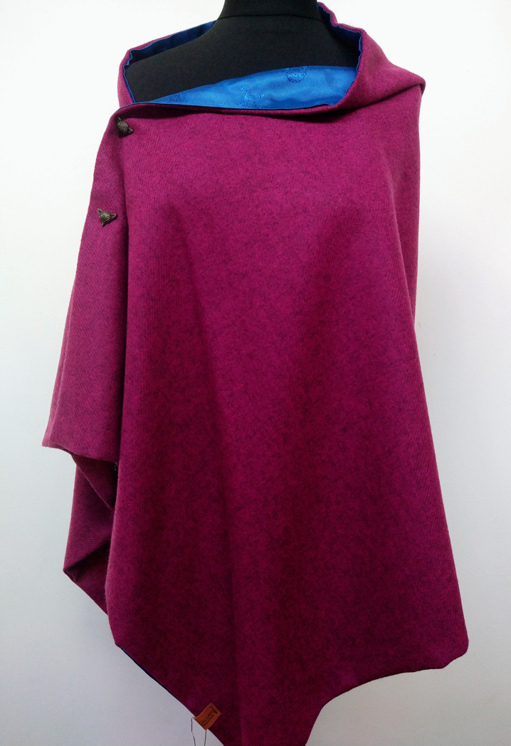 Soft Raspberry Tweed Cape with Equestrian Print Lining - Galijah