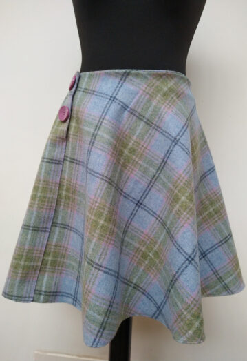 Swing Tweed Skirt in Sky-blue & Olive Check with Lilac Lining